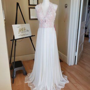 Size 16 JVN by Jovani #33922B NWT prom/wedding/reception/evening gown